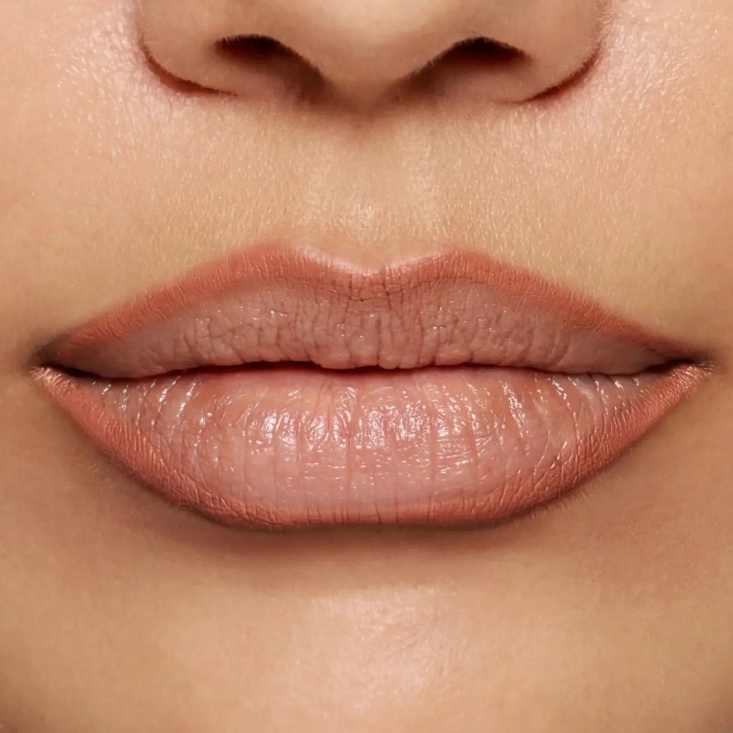 Easy Glide Lip Liner — Creamy, Blendable Color with Smooth Application